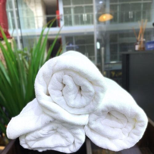 Luxury Cotton Hotel Towels – Ultra-Soft & Durable