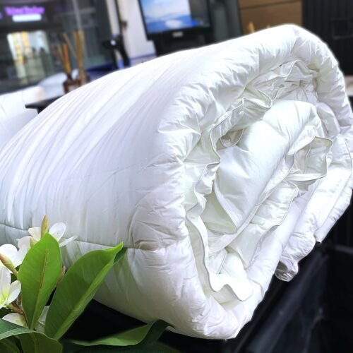 All-Season Hotel Duvet – Lightweight Warmth